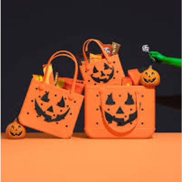 Bogg Bagg 🚨🎃 Bitty Bogg® Bag - Bogg o' Lantern🎃🚨 LIMITED EDITION SIZE SMALL - Picture 3 of 5